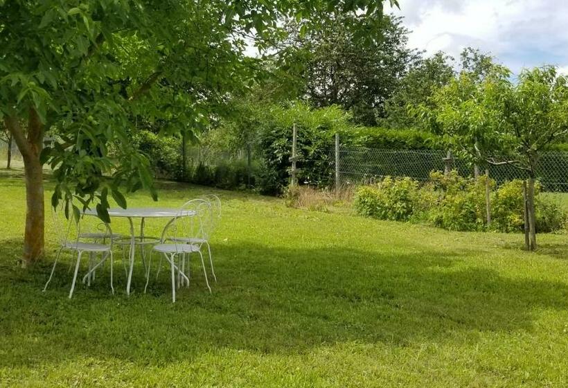 مبيت وإفطار Les Colombages