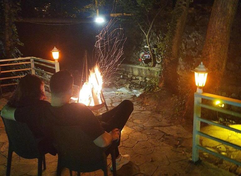 Beyazev Buti̇k Otel Maşuki̇ye