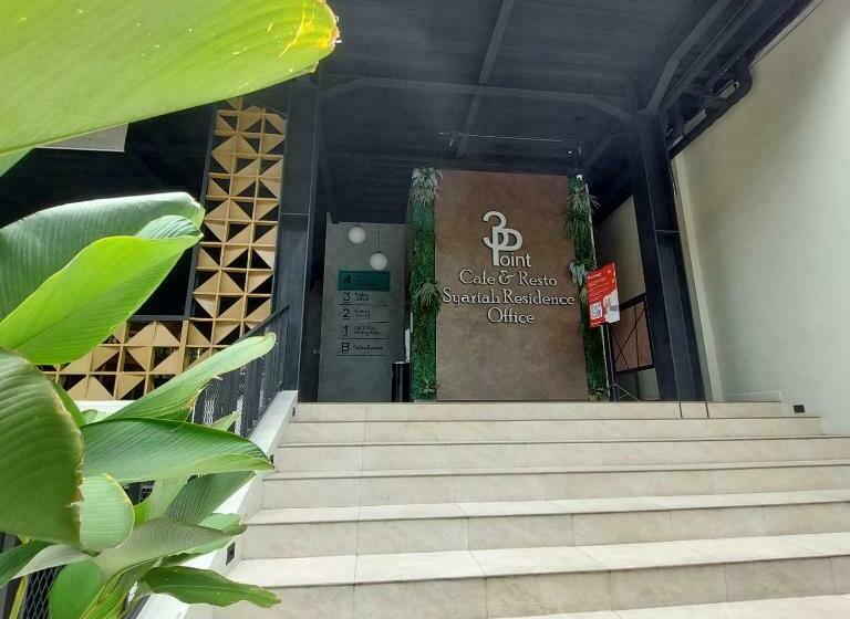 ホテル 3 Point Syariah Residence