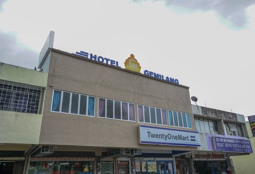 בית מלון כפרי Gemilang