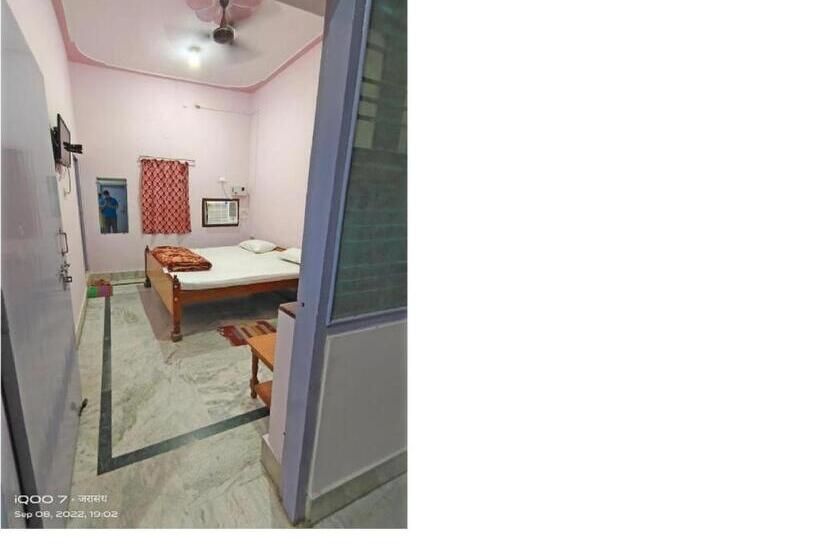 فندق Jarasandh Lodge, Sasaram