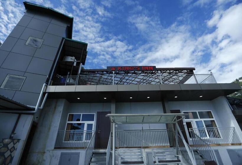 בית מלון כפרי Kings Inn