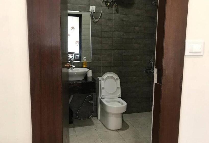 בית מלון כפרי Kings Inn