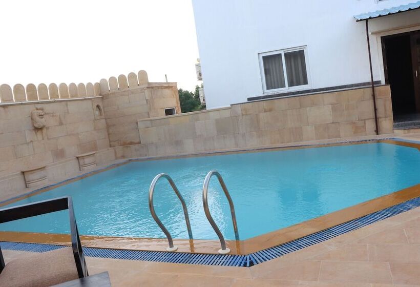 هتل Marwar Palace