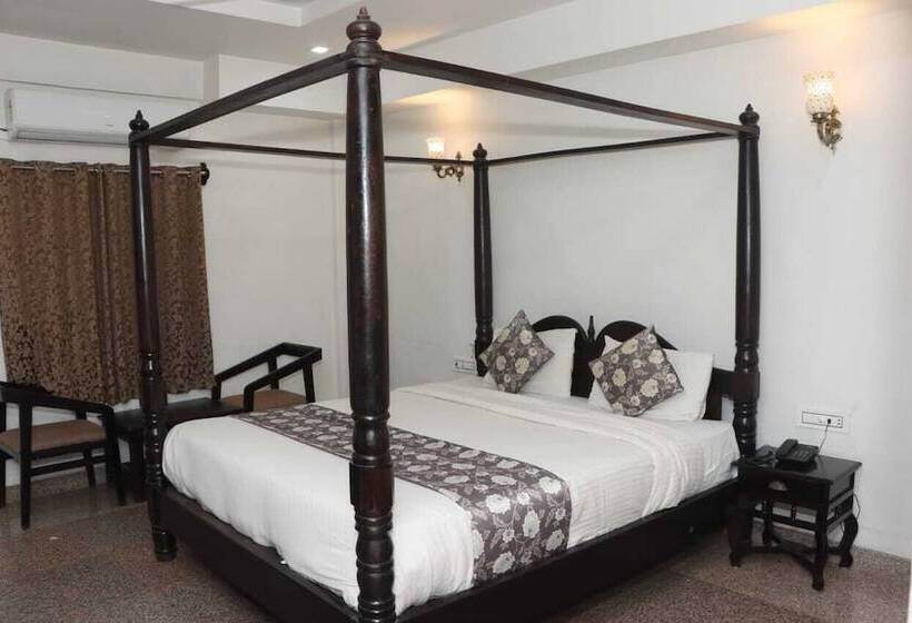 هتل Marwar Palace