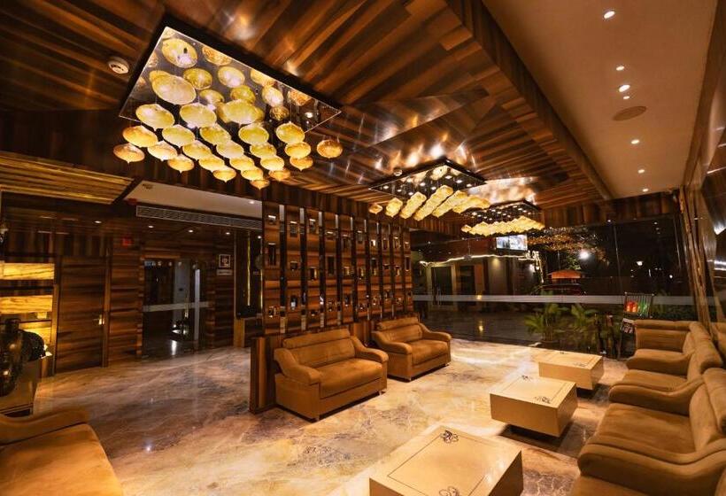 Отель Millennium Inn, Prayagraj