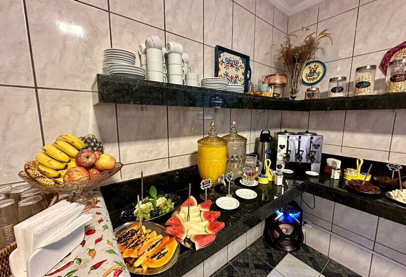 Отель Pousada Amanhecer Do Itaguá