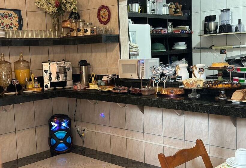 Отель Pousada Amanhecer Do Itaguá