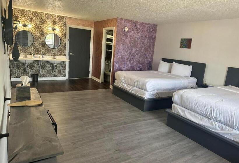 هتل Rosewood Garden