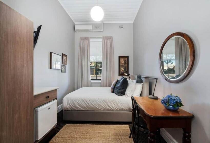 فندق The Commercial Quarters