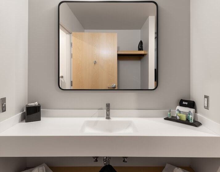 The Warehouse Hotel At Champion Mill