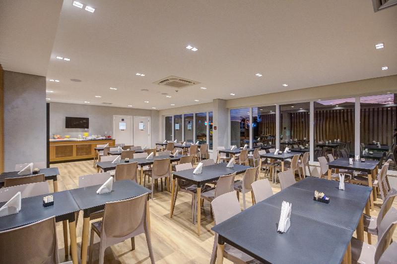 ホテル Transamerica Fit Rio Verde