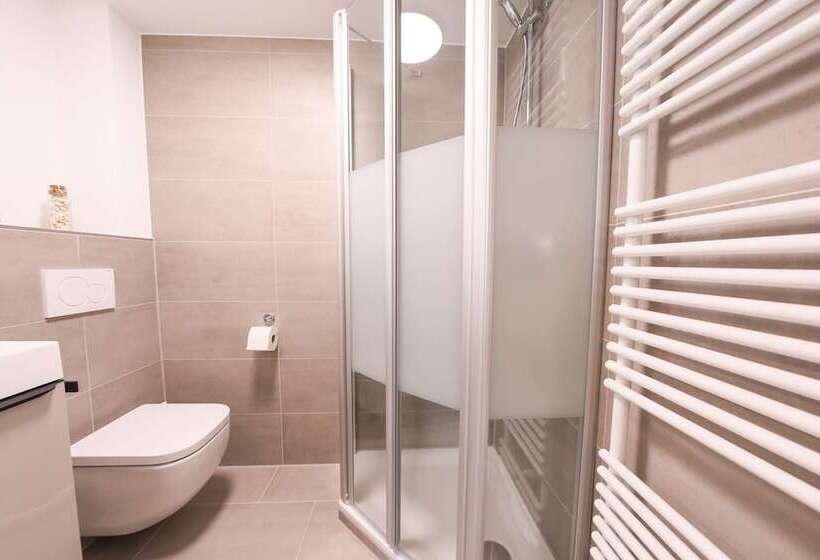 بنسيون 247 Selfcheckin Pferdemarkt