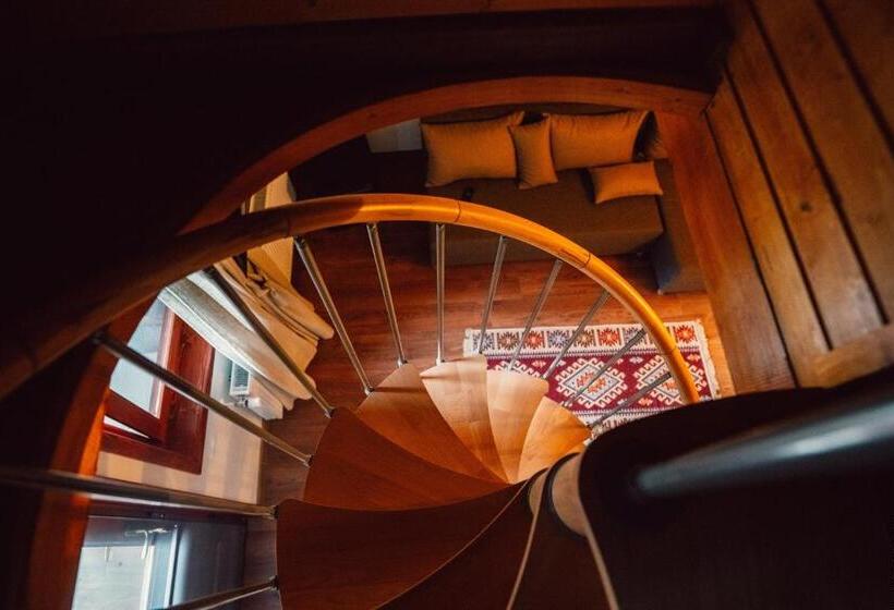 Пансион Casa Cheile Dâmbovicioarei   Cabana 1