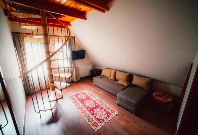 پانسیون Casa Cheile Dâmbovicioarei   Cabana 1