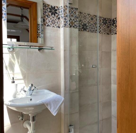 بنسيون Kis Duna Vendégház