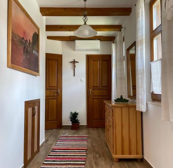 بنسيون Kis Duna Vendégház