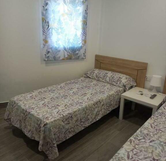 פנסיון Posada De Bien