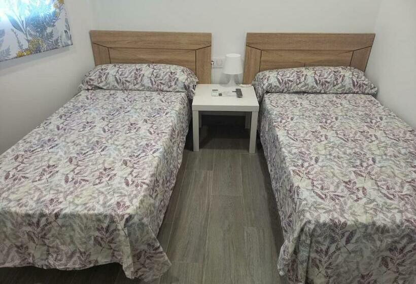 פנסיון Posada De Bien