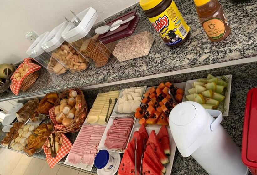 膳宿费 Pousada Moça Bonita