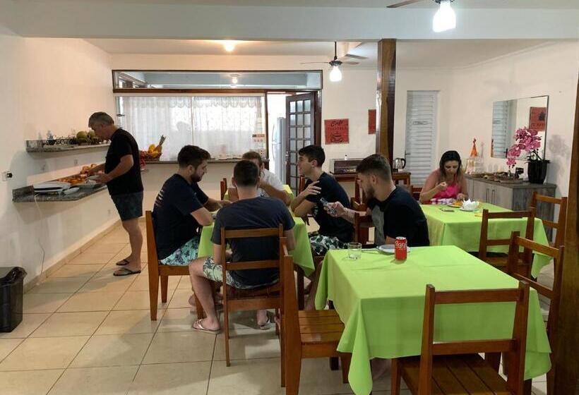 膳宿费 Pousada Moça Bonita