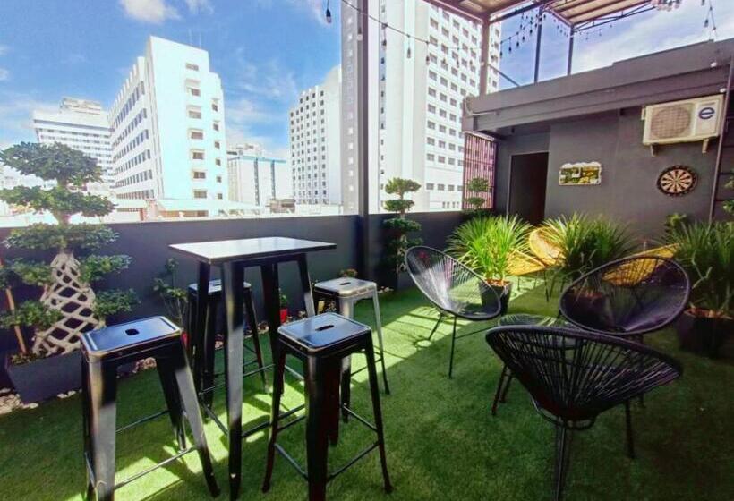 Общежитие Icon Hotel Hatyai