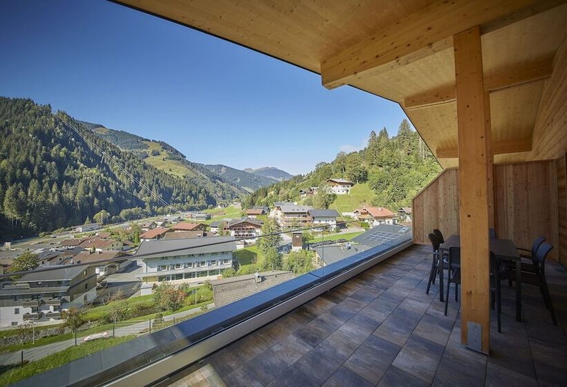 Alpenparks Chalet & Apartment Steve Lodge Viehhofen