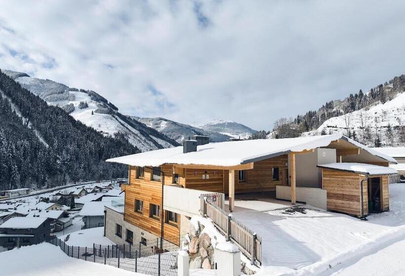 Alpenparks Chalet & Apartment Steve Lodge Viehhofen