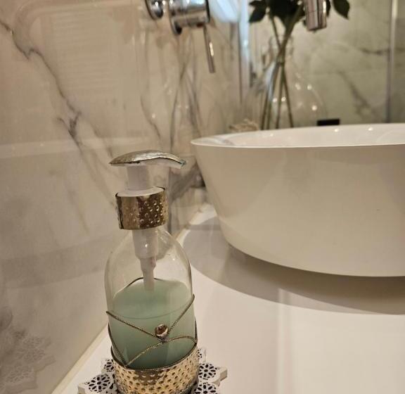 צימר Guesthouse Amberdi, Fly & Stay