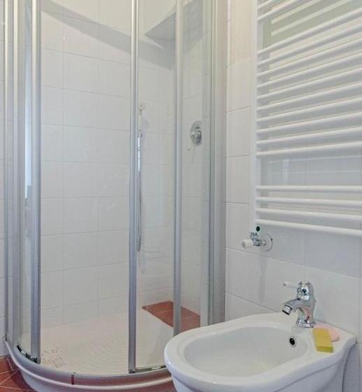 住宿加早餐  Castellinaria