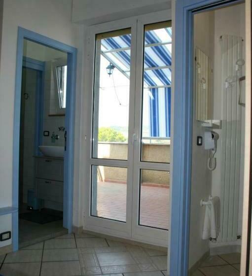 تختخواب و صبحانه Le Tre Palme