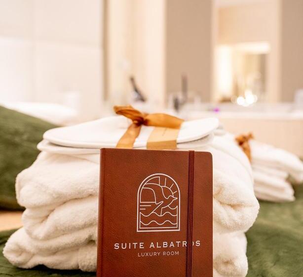 Bed and Breakfast Suite Albatros Luxury Room