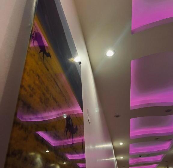 فندق شقق الروشن الجوفي