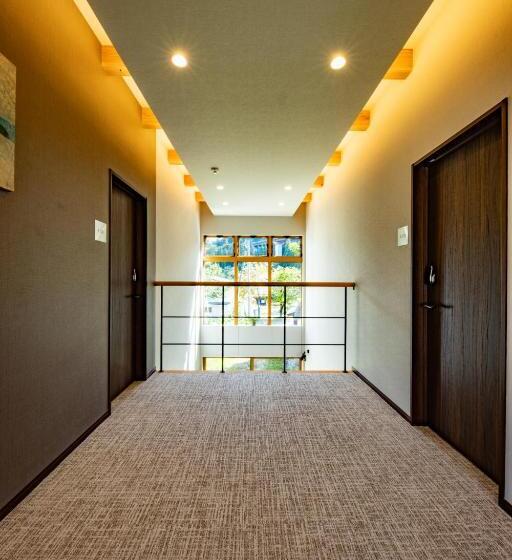 בית מלון כפרי Curio Shirakawago