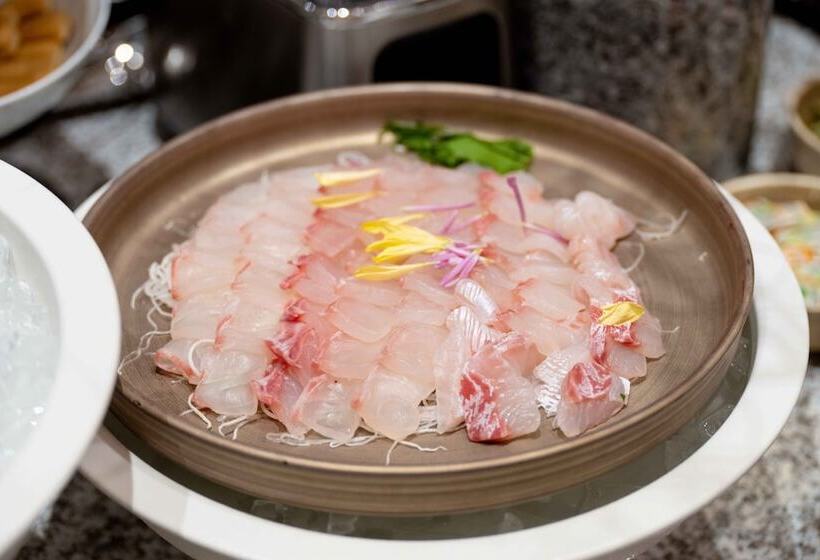 ホテル Doubletree By Hilton Toyama