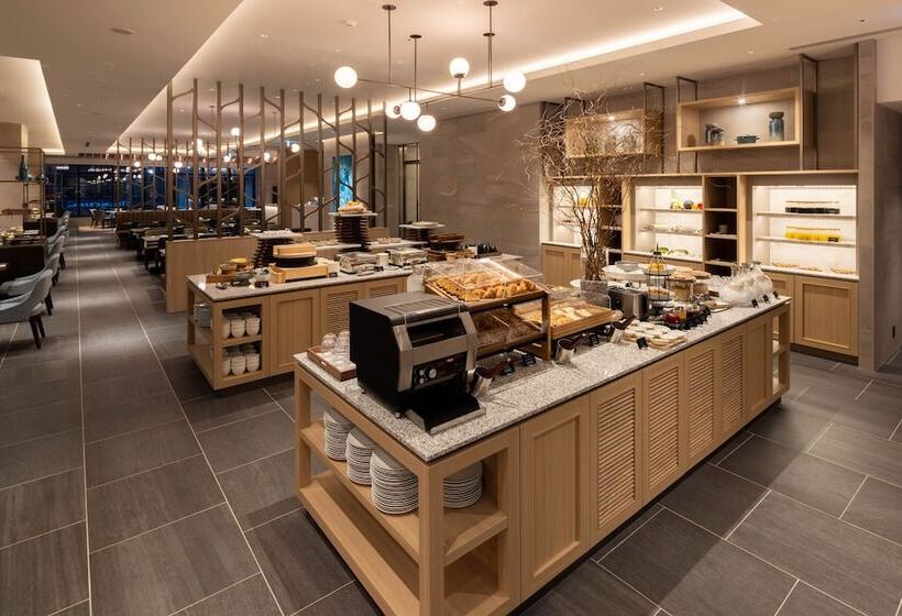 ホテル Doubletree By Hilton Toyama