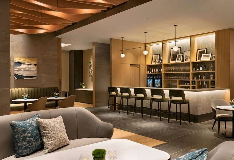 ホテル Doubletree By Hilton Toyama