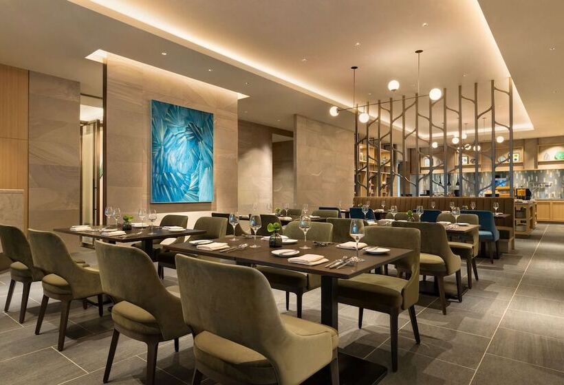 ホテル Doubletree By Hilton Toyama