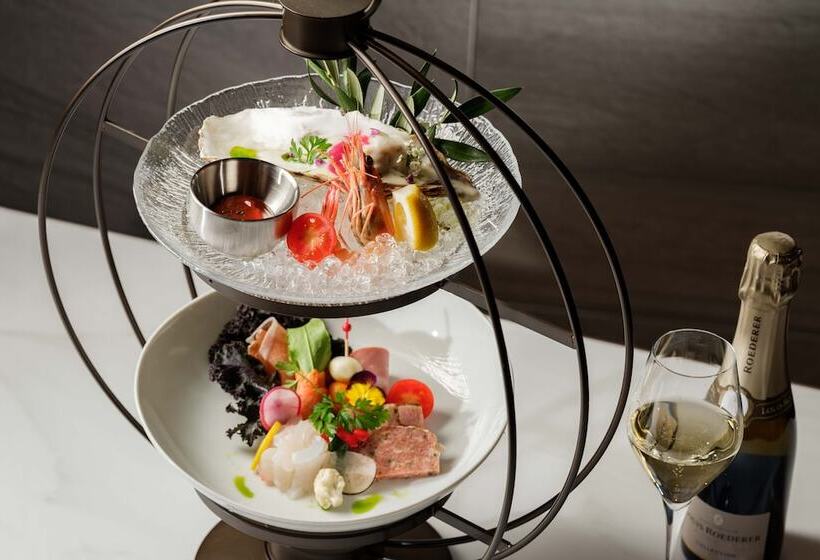 ホテル Doubletree By Hilton Toyama