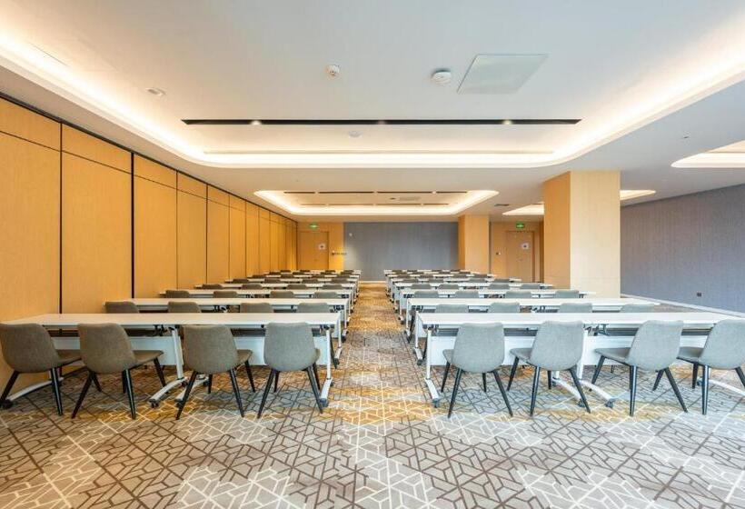 ホテル Holiday Inn Express Xinji City Center, An Ihg