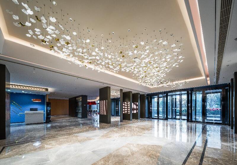 ホテル Holiday Inn Express Xinji City Center, An Ihg