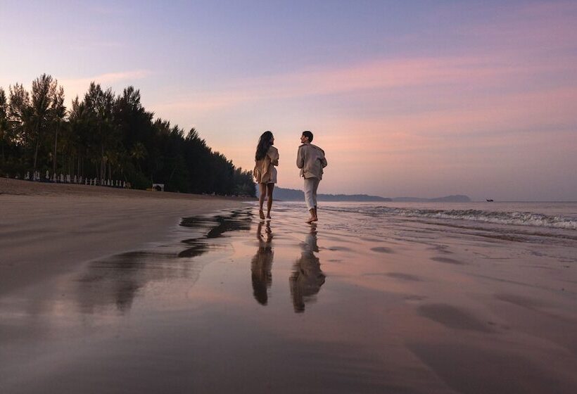 Отель Jw Marriott Khao Lak Resort Suites