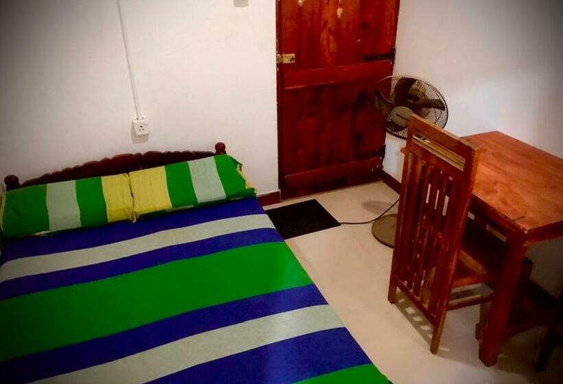 Lucky Hotel Tangalle