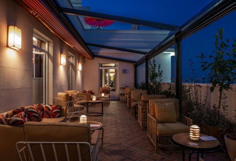 هتل Montera Madrid, Curio Collection By Hilton