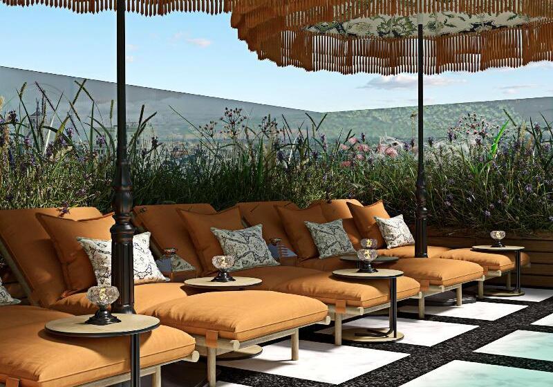 هتل Montera Madrid, Curio Collection By Hilton