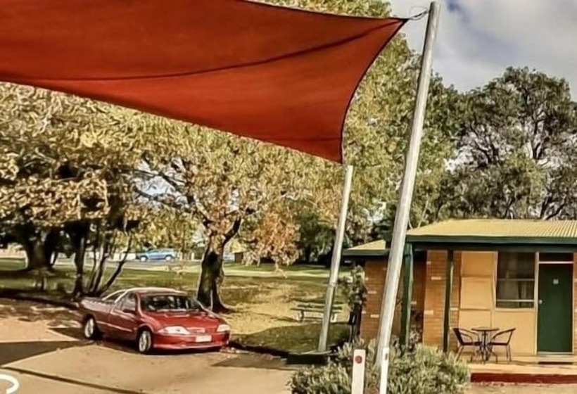 בית מלון כפרי Orbost Country Man Motor Inn