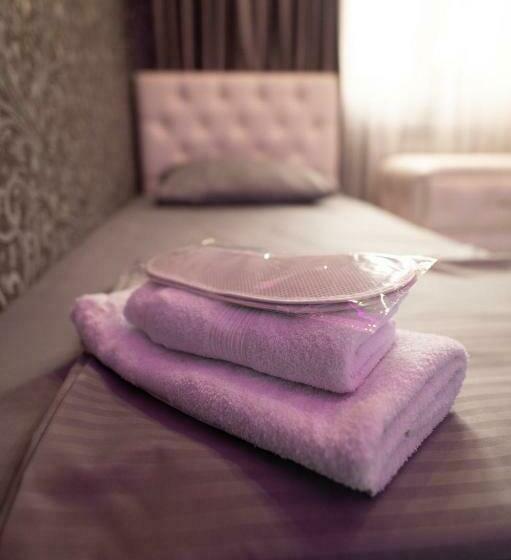 بنسيون Hovasapyan S Family Guest House