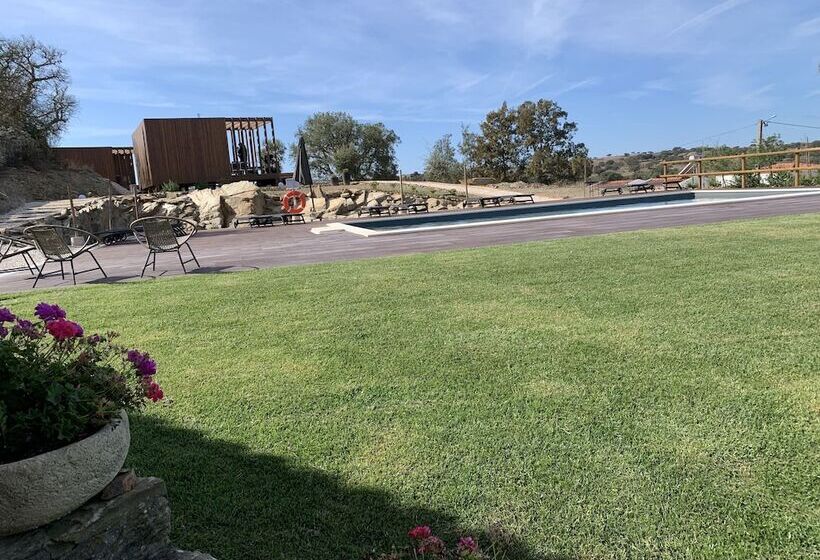 펜션 Monte Clérigo Casas De Campo