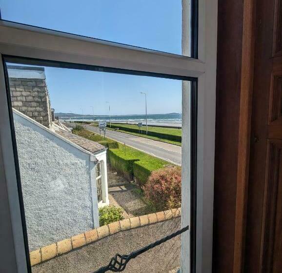 ペンション The Cairns Leven Fife