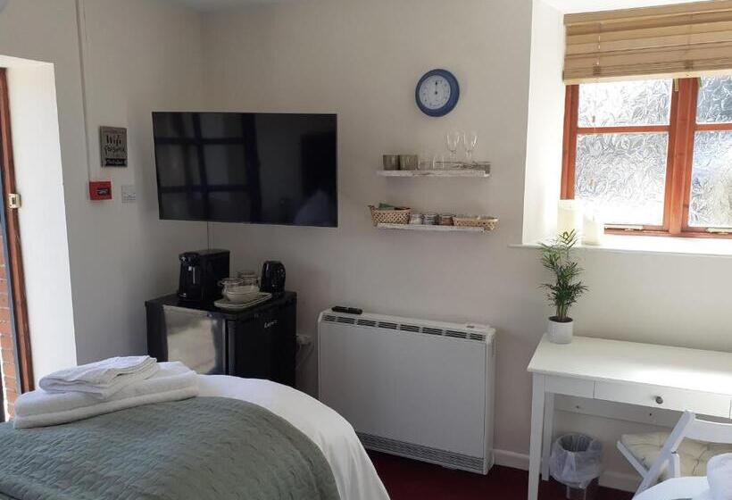 פנסיון The Ivy Barn Holbeton